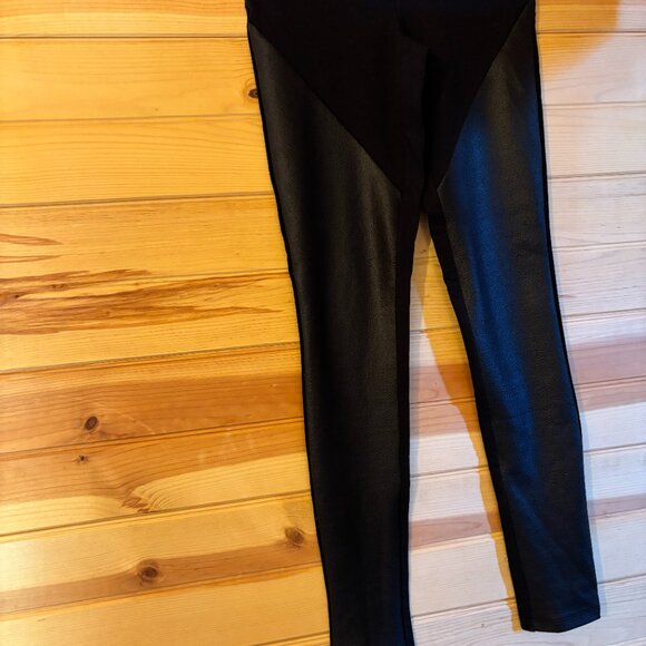 Express Black Leggings XS - Picture 3 of 3